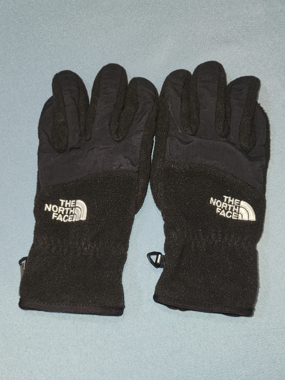 The North Face Black Women's Fleece Gloves with Logo. Size Medium.